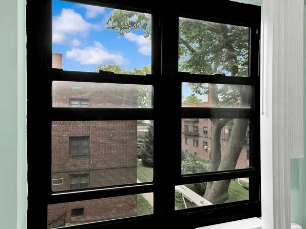 8867 Bay 16th Street image 7 of 17