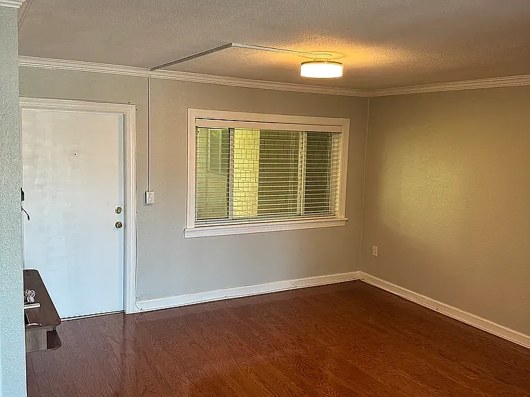 3232 S Macdill Ave #210 — Photo 4