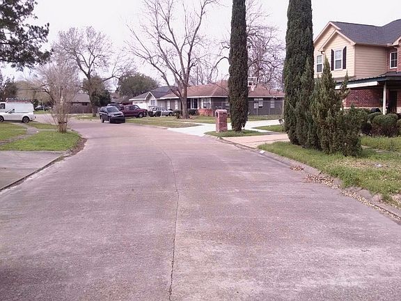 5th image of 2609 Hearne Dr