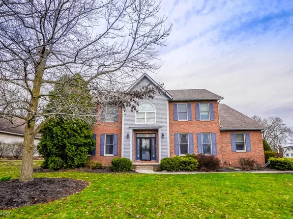 2139 Rohrer St NW, North Canton, OH 44720