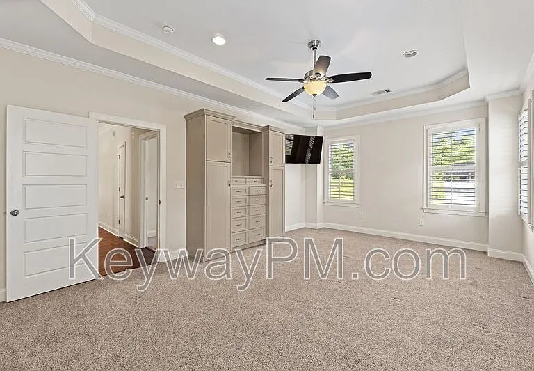 232 Dixon Ct — Photo 12