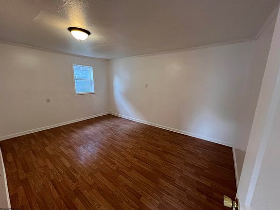 5th image of 285 W River Ave