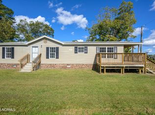 227 N Main St, Dover, NC 28526