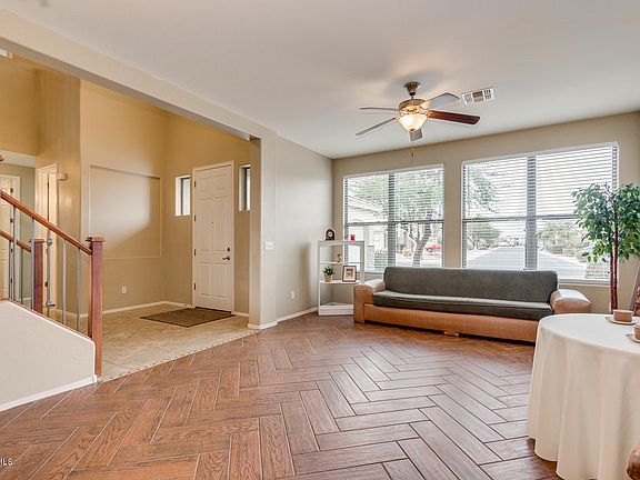 2nd image of 30485 N Gunderson Dr