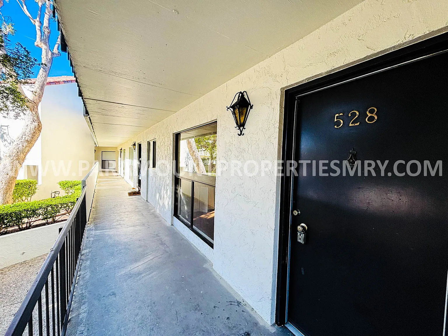 Glenwood Cir:500-528 - 528 — Photo 4