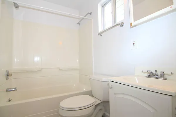 Rented by FirstService Realty (legacy) | media 30