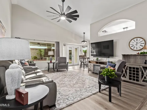 14194 W MOUNTAIN LAUREL Trail, Surprise, AZ 85374