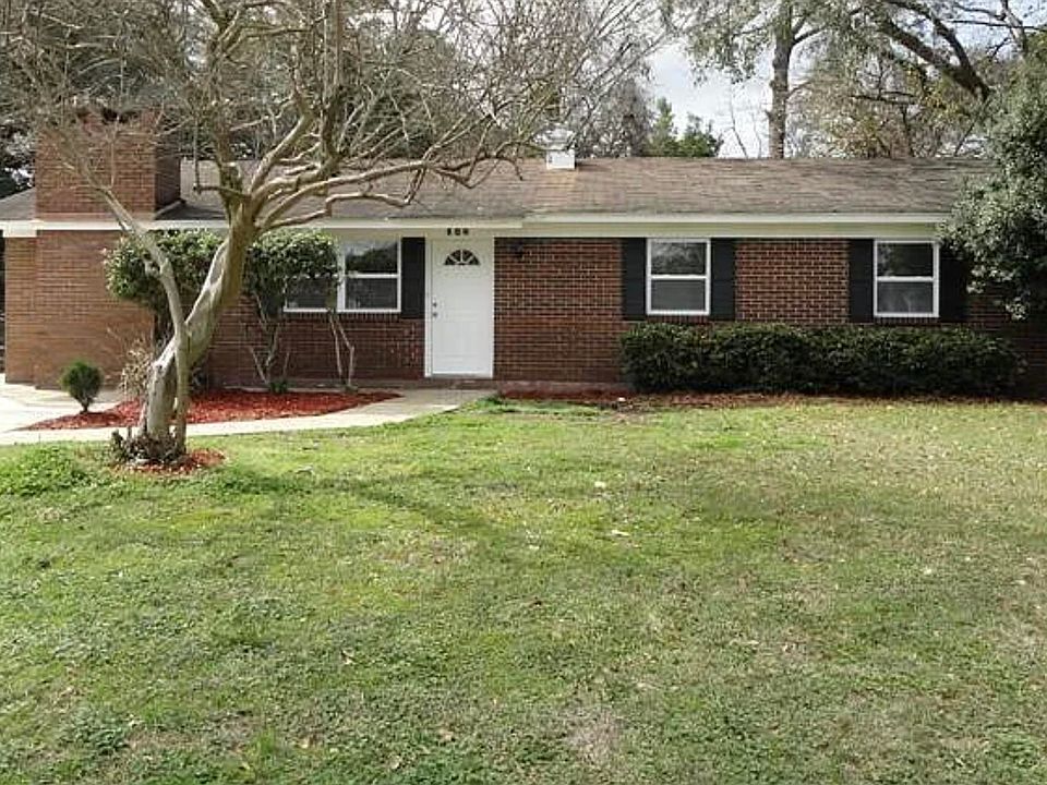 1st image of 806 Essex Dr