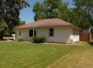 601 5th Ave S, Hopkins, MN 55343