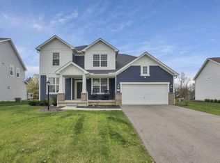 8212 Hotsprings Dr NW, Pickerington, OH 43147
