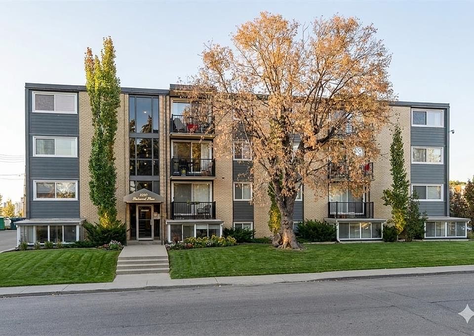 1st image of 2220 W 16a St SW #204