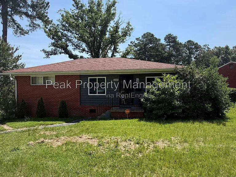 2105 Fort Rice St — Photo 1
