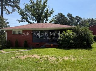 2105 Fort Rice St, Petersburg, VA 23805