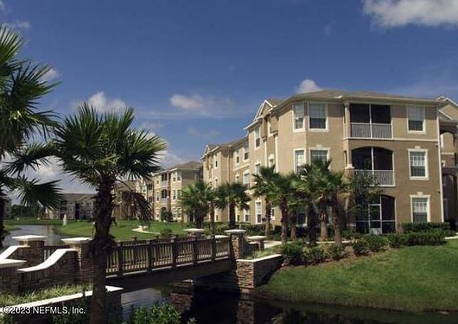 2nd image of 7990 Baymeadows Rd E Unit 1105