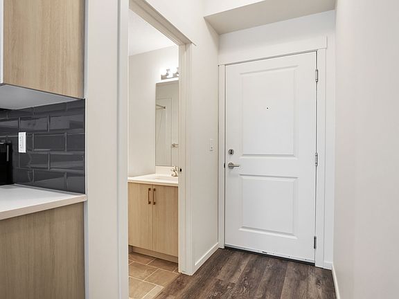 5th image of 740 Legacy Village Rd SE #2105