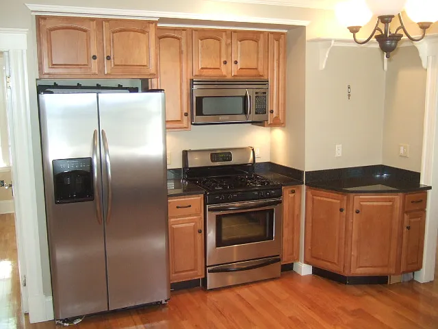 14 Glover St #2 — Photo 35
