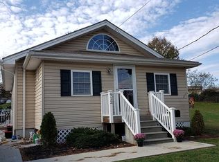 912 Piedmont Ave, Salem, VA 24153