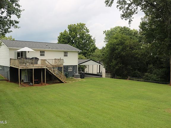 5th image of 1320 Scotsbury Cir