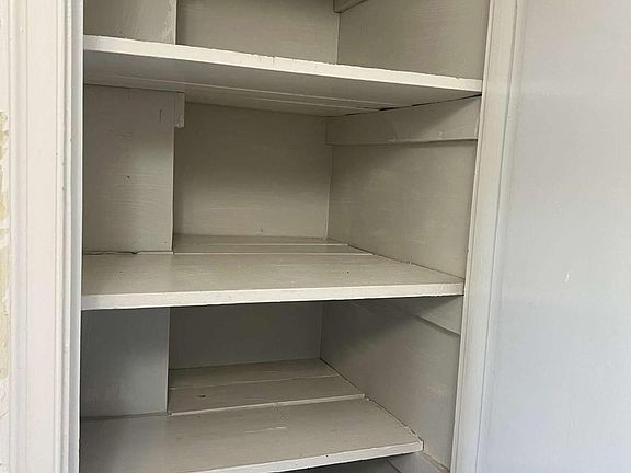 2nd image of 65 Jefferson Cir