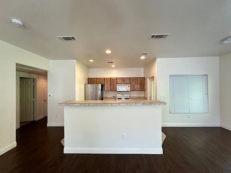 1501 Cardinal Peak Ln #202 — Photo 7