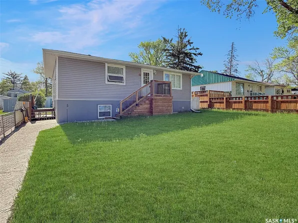 168 2nd Avenue SE, Swift Current, SK S9H 3H9