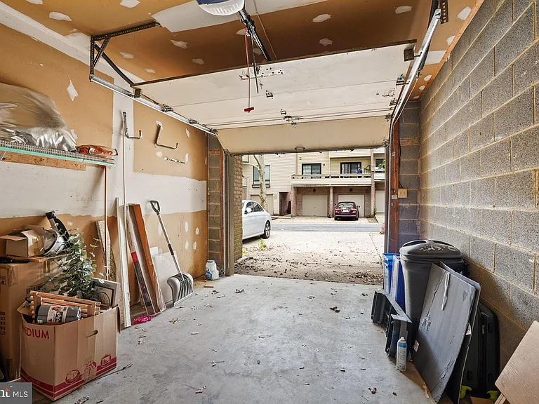 18616 Pier Point Pl — Photo 43