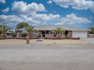 10945 Gary Player Dr, El Paso, TX, 79935