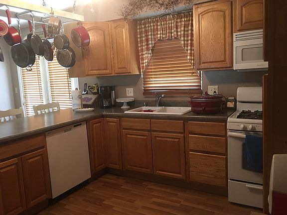 5th image of 339 Maple Dr