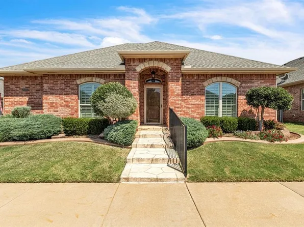 10348 Hawthorn Dr, Oklahoma City, OK 73120