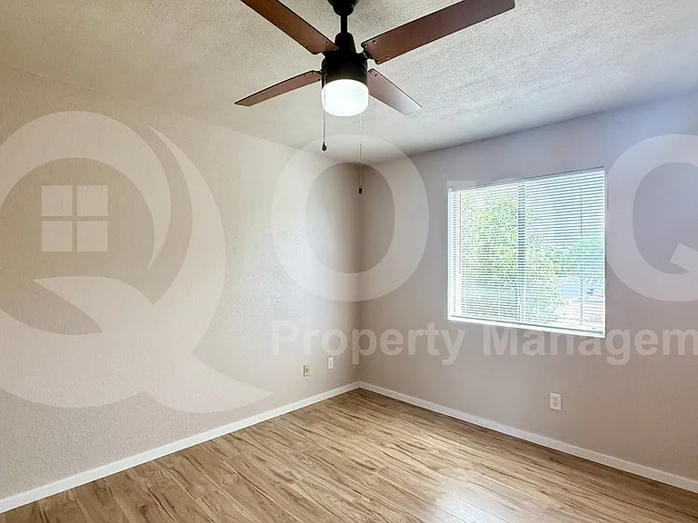 1942 S Emerson #241 — Photo 14