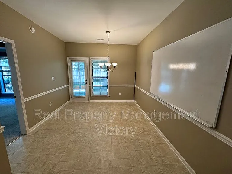 4248 Ashwood Cv — Photo 7