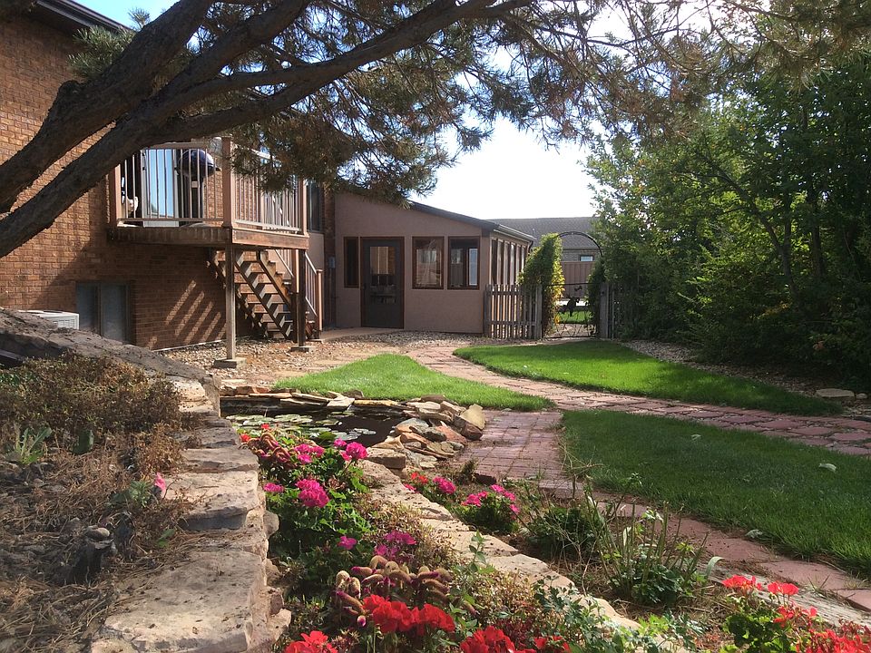 South Exterior Yard