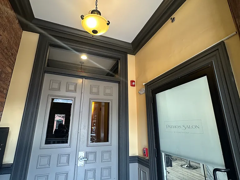 270 Newbury St #4 — Photo 12