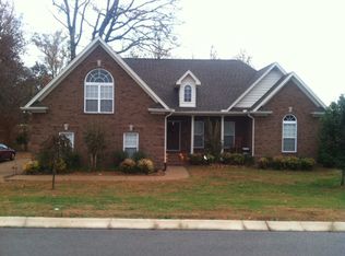 714 Heritage Rd, Lebanon, TN 37087