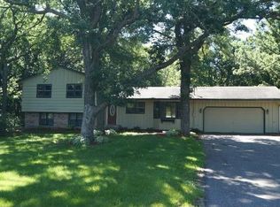 19486 Bauer Cir, Hastings, MN 55033