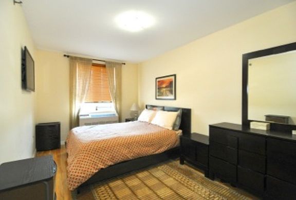 4th image of 6070 Woodhaven Blvd APT 5F