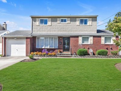 332 Eastlake Avenue, Massapequa Park, NY, 11762
