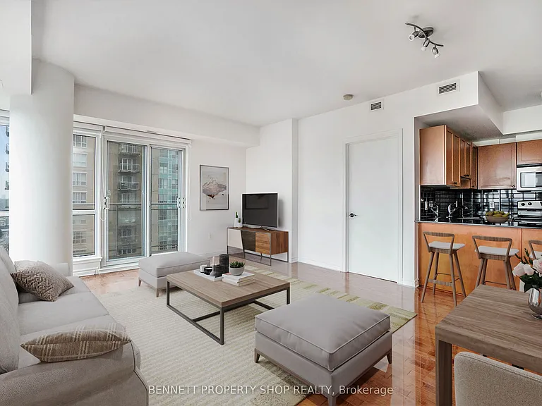 70 Landry St #1204 — Photo 3
