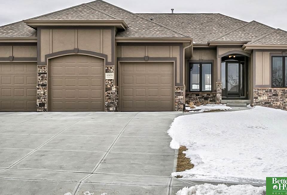 1st image of 6909 Harvest Dr