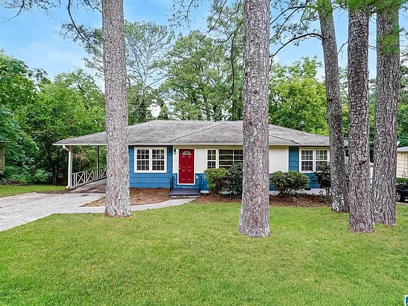 2nd image of 914 Charles Cir