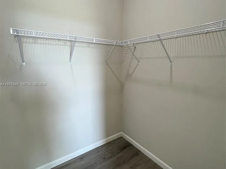 1088 Saturn Ct — Photo 16