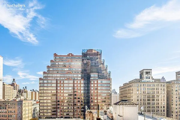 Sold by Sotheby's International Realty | media 12