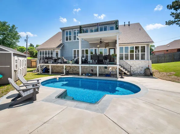 9666 Pine Point Dr, Arlington, TN 38002