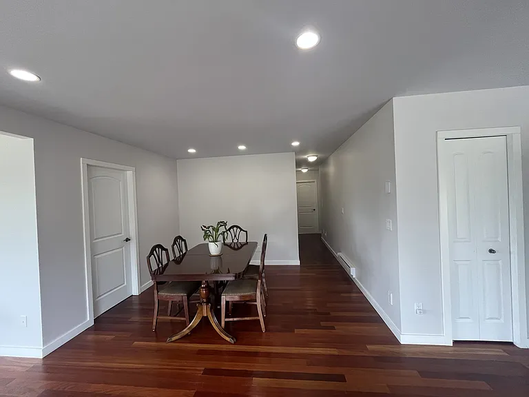 19506 3a Ave — Photo 8