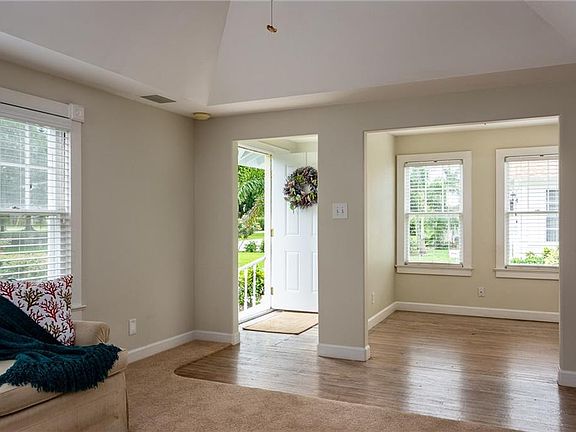 4th image of 1915 26th Ave