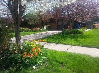 9723 Cook Ave, Oak Lawn, IL 60453