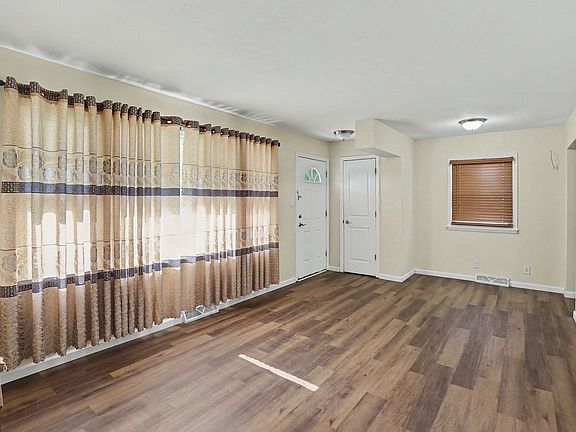 5th image of 3406 E 26th St