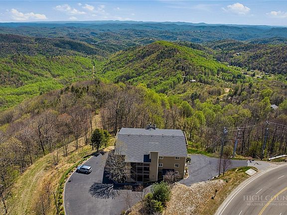 4th image of 5970 Blowing Rock Boulevard #12