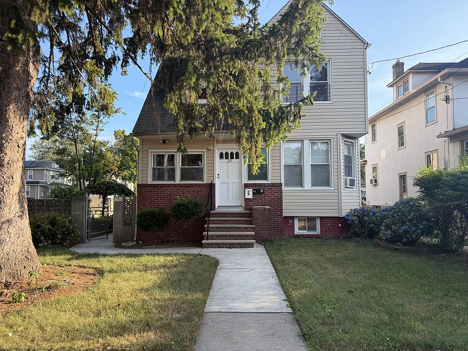 1st image of 22 E Forest Ave