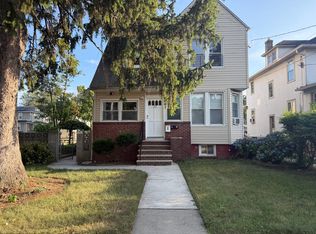 22 E Forest Ave, Teaneck, NJ 07666